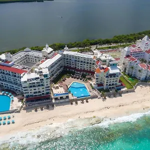 “magic Sunrise At Cancun” Aparthotel Cancun